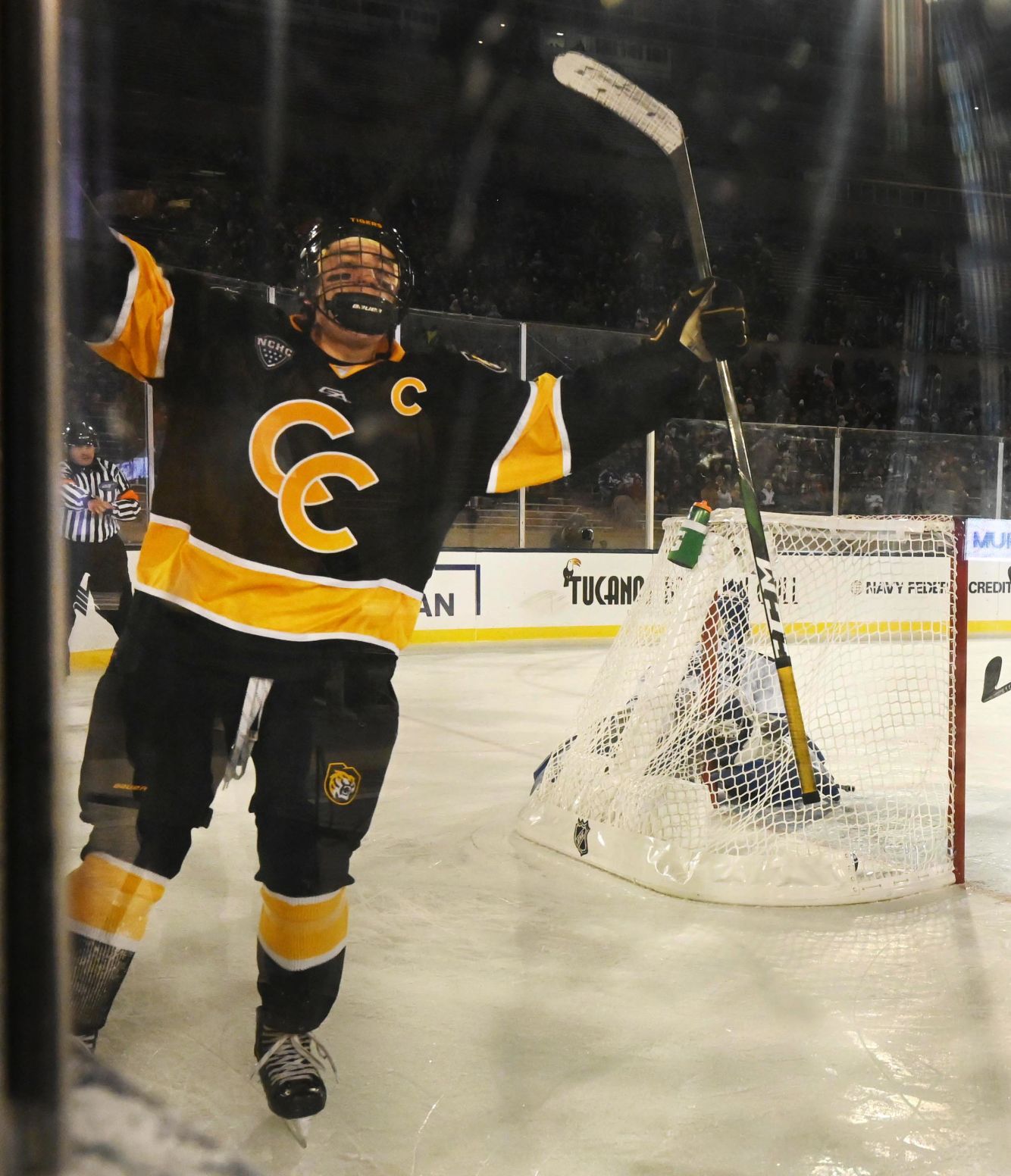 021820-s-hockey 02.JPG